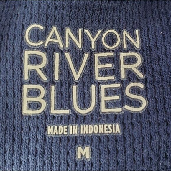 🔺️NWT Canyon River Blues Blue Long Sleeve Thermal Top Medium - Picture 6 of 8